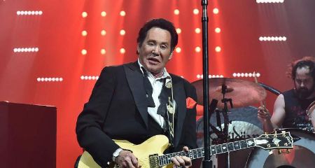 Wayne Newton is an American singer, actor, and entertainer; he is a millionaire. 